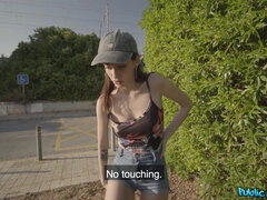 Любители, Минет, Брюнетки, Семяизвержение, Европейки, Ласковые ручки, Пирсинг, На публике