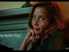 Country House - Agatha Vega