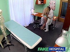 18 años, Amateur, Rubia, Médico, Sexo duro, Orgasmo, Realidad, Uniforme