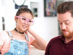 アジア人, お尻, ブロンド, フェラチオ, 手コキする, 異人種間, ティーン, オッパイの