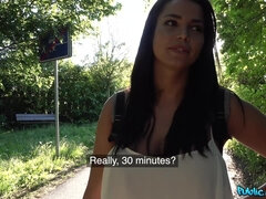 Mamada, Corridas, Polla, Europeo, Dinero, Al aire libre, Público, Nalgadas