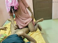 Tante, Cocu, Indienne, Domestique, Masturbation, Bureau, Fils, Belle mère