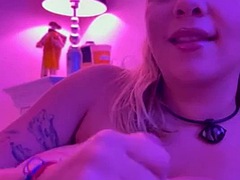 Grosse titten, Blasen, Handjob, Laktieren, Titten