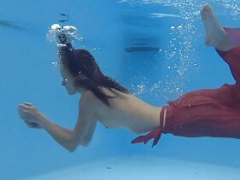 Erotisch, Ungarisch, Im freien, Zierlich, Pool, Dürr, Titten, Unter wasser