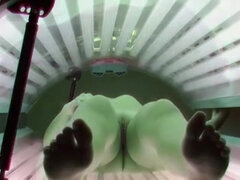 Masturbation in Solarium