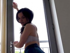 Tetas grandes, Mamada, Pajear, Sexo duro, Oficina, Orgasmo, Adolescente, Bajo la falda