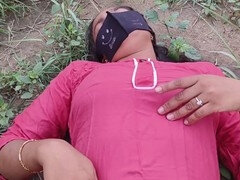 Grosser schwanz, Blasen, Handjob, Indisch, Im freien, Muschi, Onkel