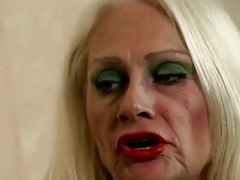 Oudere vrouw, Sperma shot, Emo jongen, Omie, Handbeurt, Hardcore, Hd, Kut duiken