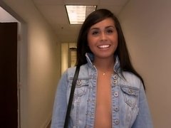 Leie, Vorstellungsgespräch, Braunhaarige, Spermaladung, Aufs gesicht abspritzen, Handjob, Hardcore, Latina