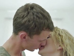 デカチン, フェラチオ, イマラチオ, バック, キス, 小柄, コキ, ガリガリ