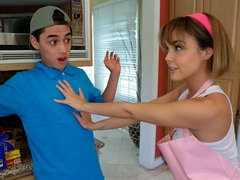 Kont, Blond, Gevangen, Handbeurt, Keuken, Likken, Moeder die ik wil neuken, Geschoren