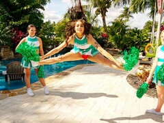 お尻, フェラチオ, バック, オージー, アウトドア, ハメ撮り, ティーン, ユニフォーム