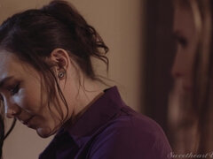 Lécher le cul, Blonde, Tromperie, Talons, Hôtel, Lesbienne, Chatte, Nénés