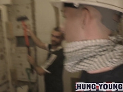 Fit Scally Mike Moves in and gives Josh his FATTEST STREAM