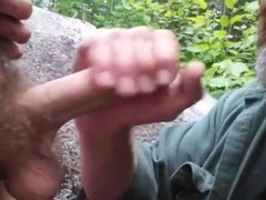 Old stud has joy fellating a junior men trunk in the park