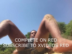 153 The XXL fellow likes to display off while taking a bathtub