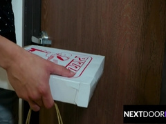 Food Delivering Twink Dicked Down By Stud Blows His Load