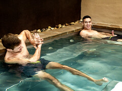 Bareback bang with a dude who has a greedy ass