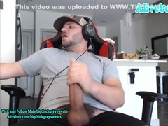 Toned American Guy Strokes Big Thick Cock On Webcam