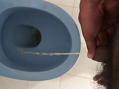 Hairy gay daddy pissing chu daanawa