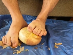 Boy Toes Peels An Onion ASMR