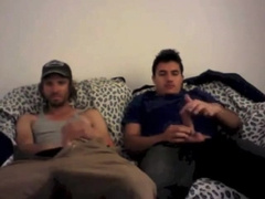 Str8 best friends jerking together watching porn 3