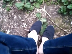 Artem Soset Sam Sebe Drochit Nogami Lizhet Konchil V Lesu Self Suck Autofellatio Self Footjob