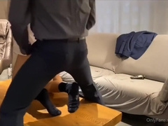 新鲜社畜 3个正装小伙 沙发 Formal Wear