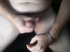 I'm a muddy tramp who thirsts schlong all day long!"