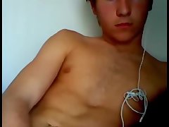 Aussie twink edges then cums on chest