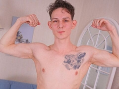 Richard Stone looks pretty hot with his tattoos