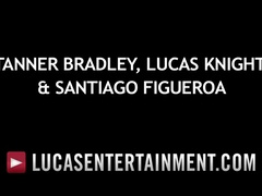 Santiago Figueroa And Lucas Knight - A Very Merry Bareback Christmas Sc4