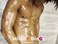 Surfer providing a truly torrid hj