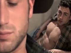 Tristan Phoenix, Spencer Reed