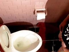 Twinks pee in the toilet and jerk off