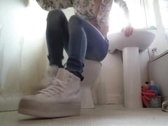 Crossdresser in tight Jeans and Sneakers 10