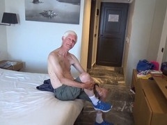 Converse, live, fingering