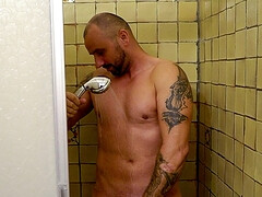 DanyRomania, hello I'm dany with a video of a horny shower