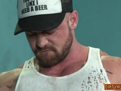 Muscle Hairy Man Sucky-Sucky And Facial Cumshot Jizz