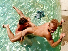 Fit dude with a nice boddy is rimmed and deepthroated