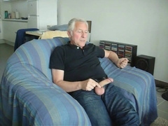 Str8 daddy a quick wank 14