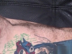 Hairy soldier shoots jizz