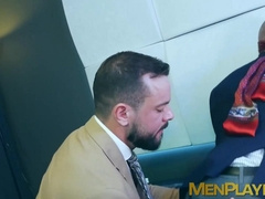 New employee Alan Vicenzo offered his asshole to get banged by Sir Peter