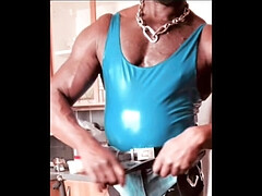 Muscle crossdresser indulges in sexy workout smoke and solo masturbation