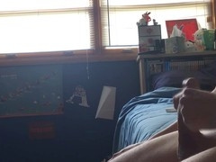 Solo guy playing after shaving