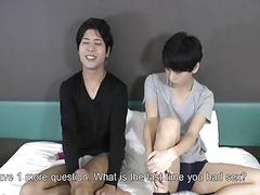 Kinky Asian boys experiment with bondage while fucking