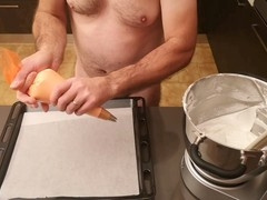Cicci77 satisfies Pedro's insatiable thirst and whips up a batch of mouthwatering "all sperm 45" meringues for his devoted fans