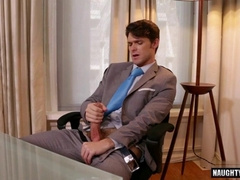 Hot Homosexual gets a sticky facial after a wild ride