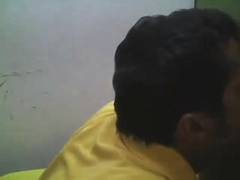 Chupando a Beto: Mamada Amateur de Twunk Latino