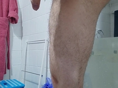 Cub gives mayo to his assets and faps his fur covered